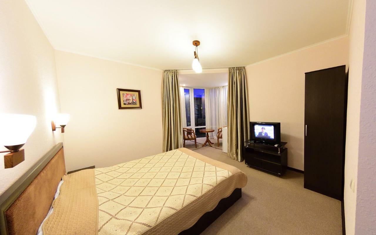 Zlata Inn Tamchy Екстериор снимка