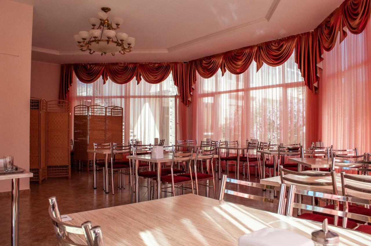 Zlata Inn Tamchy Екстериор снимка